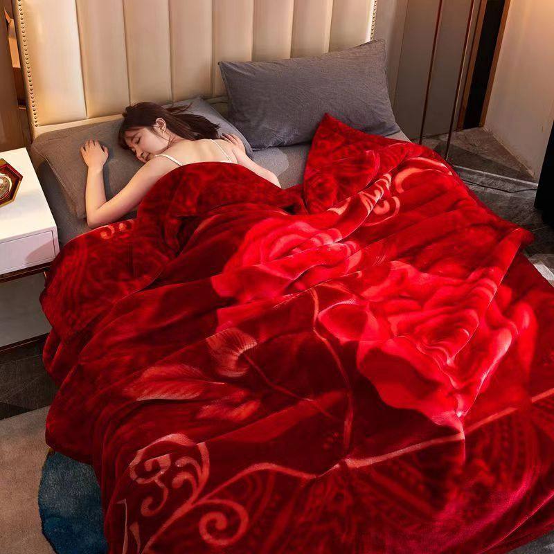 Raschel Blanket Quilt Double-Layer Thickeneded Winter Coral Velvet Wedding Warm Nap Blanket Double-Sided Old-Fashioned Blanket