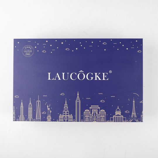 Small Black Bottle Seven-piece Essence Water Emulsion Skin Care suit Eye Cream Hydrating and Moisturizing Cosmetics Full Set Gift Box