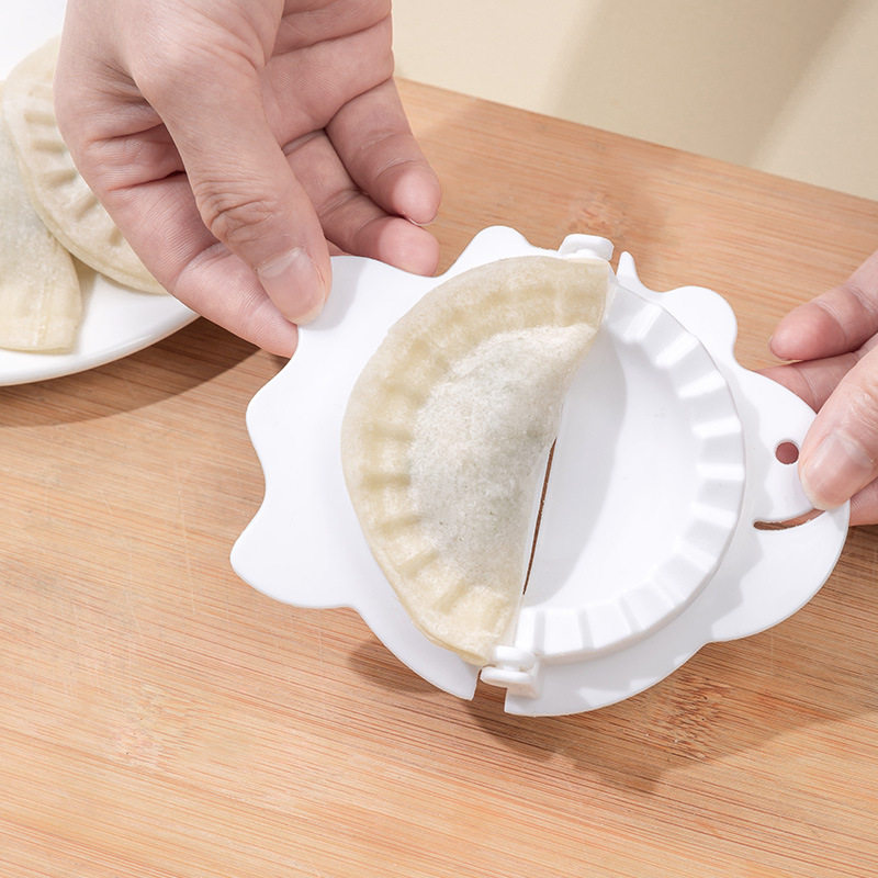 Kitchen fish type dumpling maker with rolling pin high quality dumpling maker model mold manufacturer