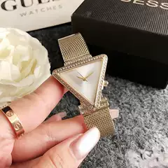 Triangle Watch Ladies Fashion Retro Exquisite Business Women's Watch Triangle Dial Fashion Design Easiest for Match Wristwatch
