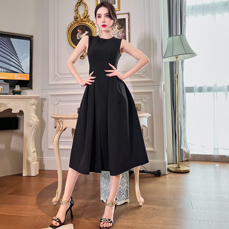 (Mới) Mã G3690 Giá 1350K: Váy Đầm Liền Thân Dáng Dài Nữ Chtdng Hàng Mùa Hè Thời Trang Nữ Chất Liệu G04 Sản Phẩm Mới, (Miễn Phí Vận Chuyển Toàn Quốc).