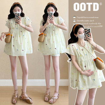 Real Shot of Maternity Wear, New Summer Fashion Set, Sweet and Age-Reducing Embroidered Babydoll Top and Belly-Supporting Shorts Two-Piece Set