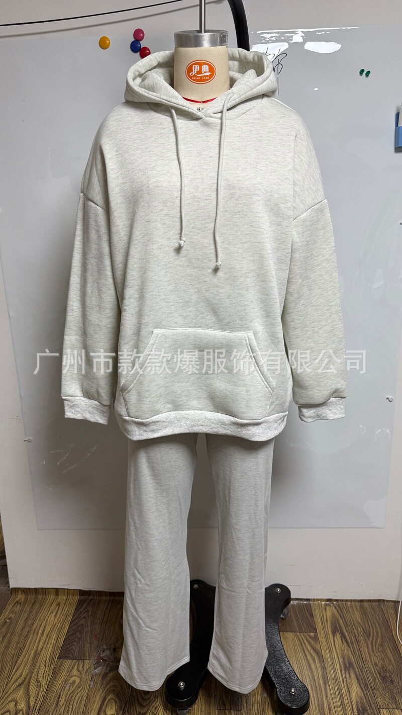 Womens Casual Set Solid Color Wing Design Sequin Embroidery Fashionable for Fall Winter Wholesale Available