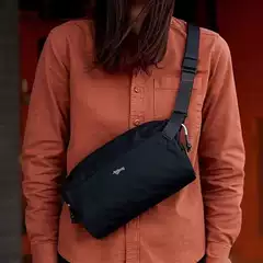 Lightweight Small Crossbody Bag, Crossbody Bag for Men and Women, Lightweight Shoulder Bag for Commuting, Waterproof Outdoor Chest Bag