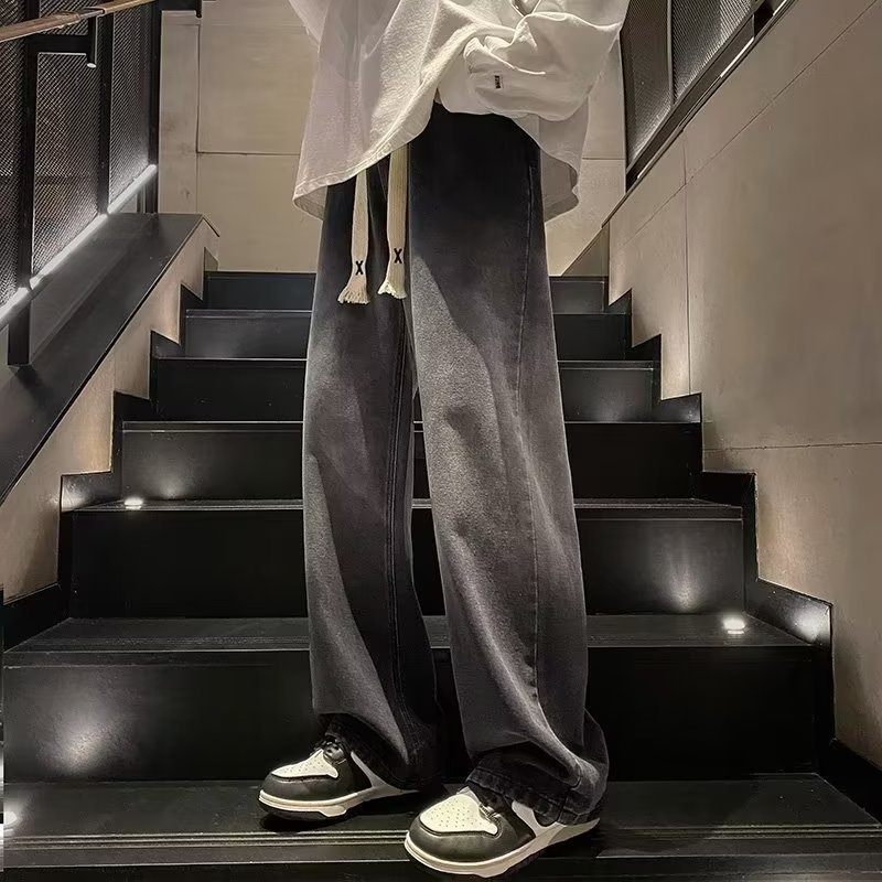 Gradual jeans, new American retrospects in autumn and winter.