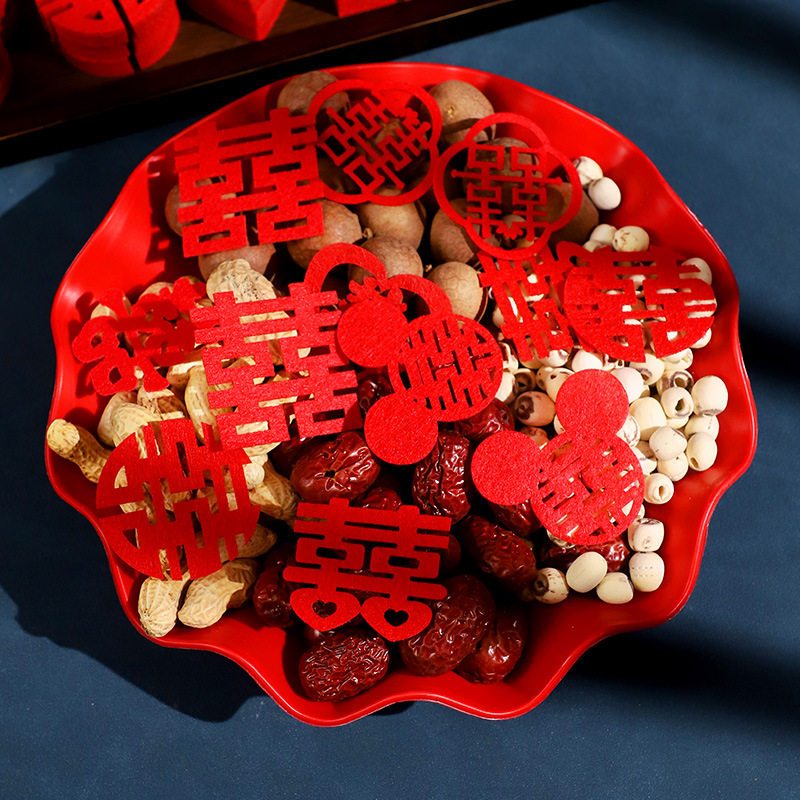 Wedding Bed Mini Hand Throwing Happy Character Wedding Room Layout Decoration Throwing Creative Wedding Fruit Plate Happy Stairs Small Happy Character