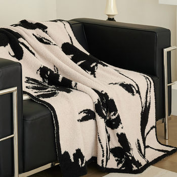 Advanced Sense Half-side Velvet Knitted Blanket Bedroom Sofa Bay Window Cover Blanket Thickened Casual Office Nap Blanket Gray Red