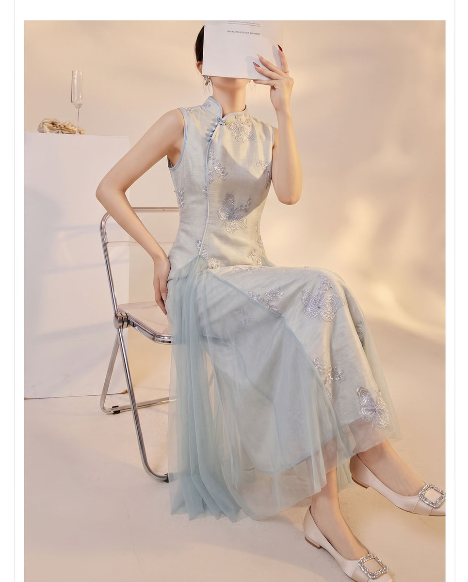 Đầm dài nữ cổ đứng không tay họa tiết hoa dáng suông cạp cao — Xanh nhạt