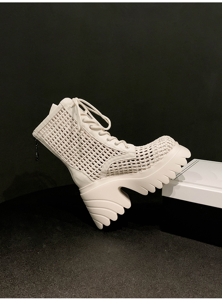 Boot nữ cổ thấp khoét lỗ thoáng khí đế dày tôn dáng gót thô — Màu bạc, màu đen, Màu trắng ngà