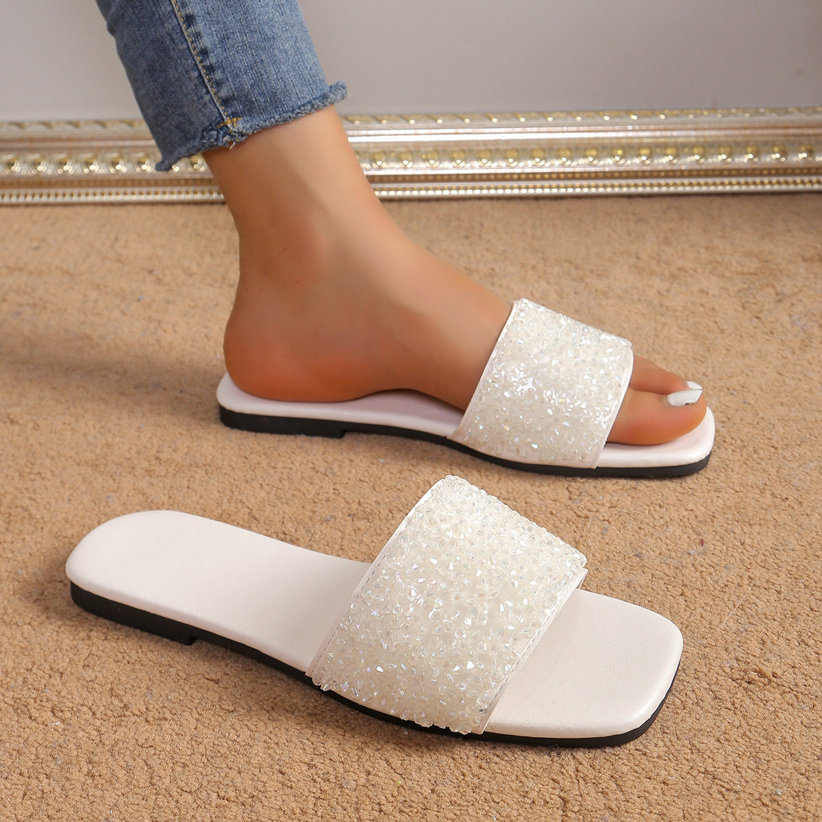 Cross-border European and American plus size Solid Color Summer New Square Head One-character Fashionable Women's Flat Slippers