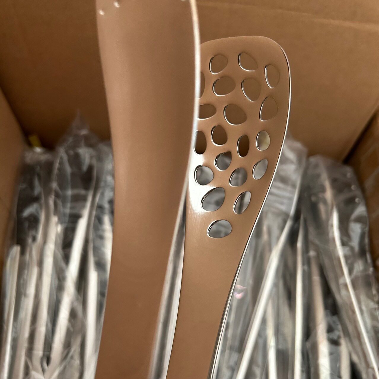 Yinuo kitchen stainless steel clip 304 food sandwich bread fried steak special kitchen barbecue meat tool