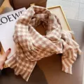 Houndstooth-khaki