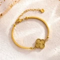 7787 batch of flowers four-leaf clover