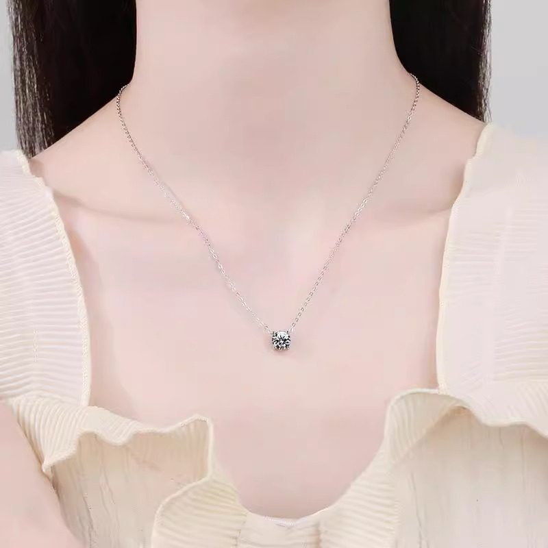 Super Shiny D Color Moissanite Single Diamond Platinum-Plated Necklace Pure Silver Pendant Light Luxury Collarbone Chain Niche Non-Fading Cross-Border