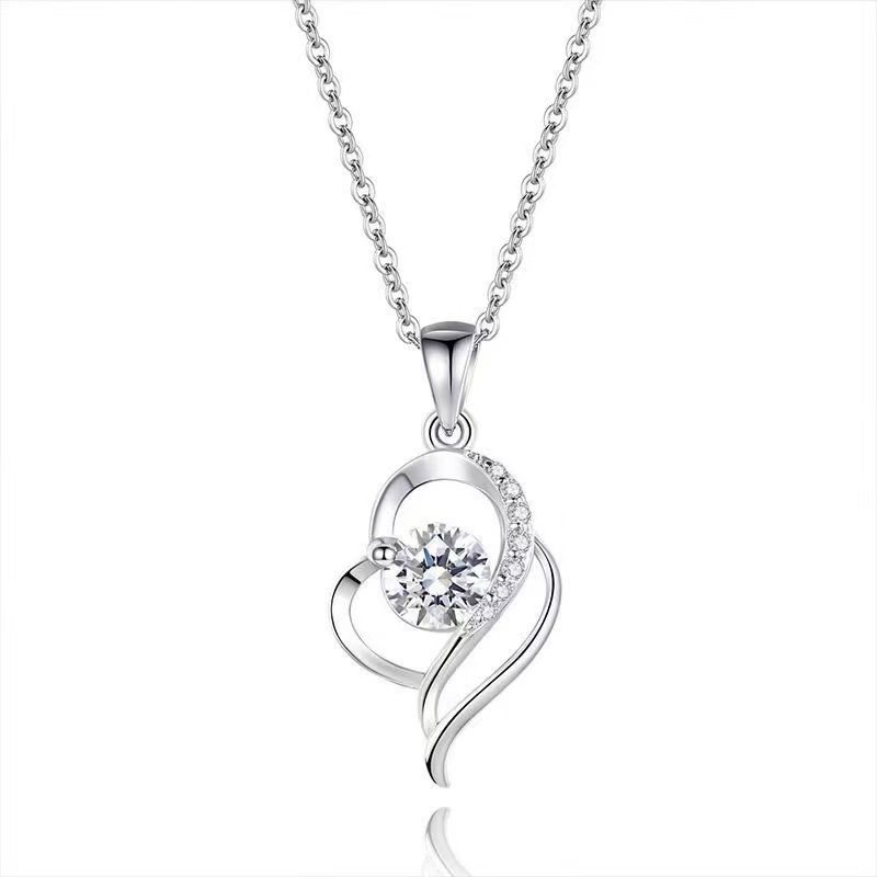 Silver-Plated Necklace Love at First Sight Heart-Shaped Clavicle Chain with Diamond-Encrusted Heart Pendant Women's New Fashion Jewelry Direct from Manufacturer