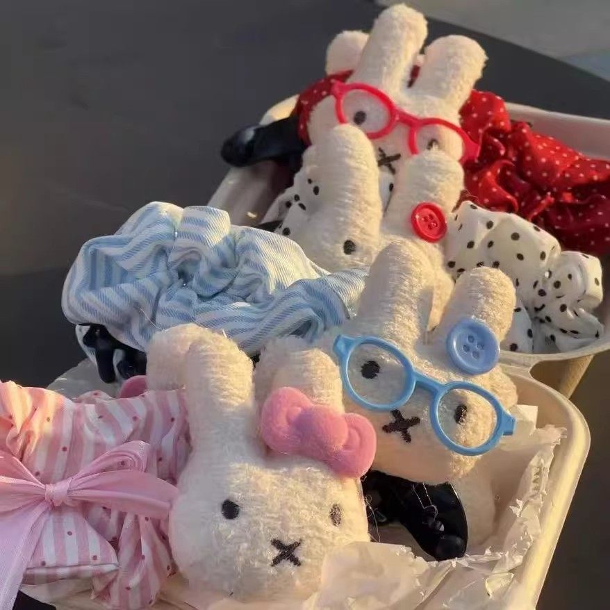 Little Red Riding Book Same Blush Dumpling Grab Clip Disc Hair Back Head Hairpin Women's Cute Half Tie Hair Clip in Summer