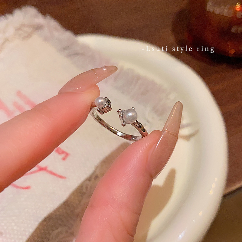韩国轻奢高级感锆石珍珠戒指女复古小众设计蝴蝶结指环戒开口手饰