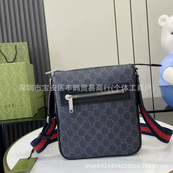 Foreign Trade Classic Hot selling GG Black Small Postman Bag Men's Single Shoulder Diagonal Cross Bag Single Shoulder Bag Guqi Men's Bag