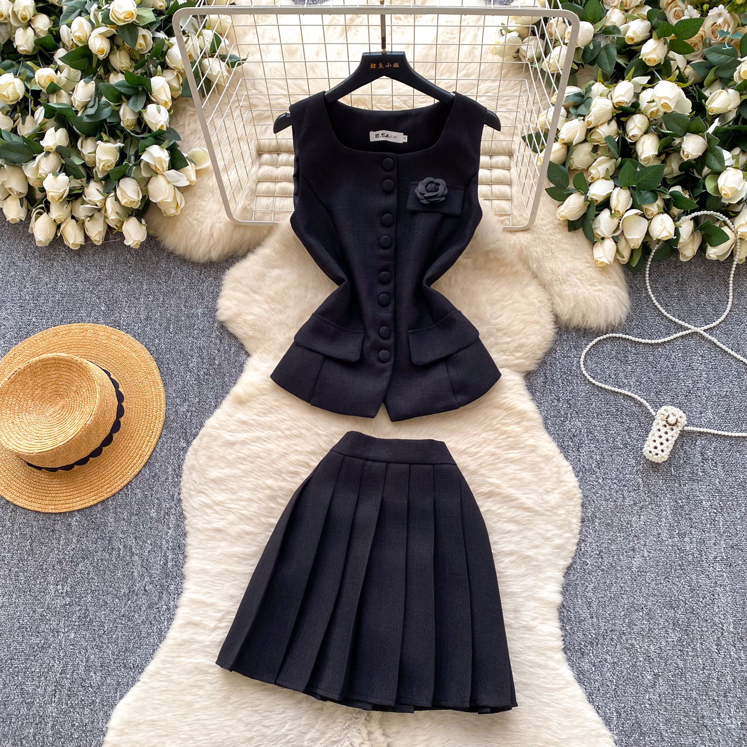 Chic Sleeveless Vest and Pleated Skirt Set Lightweight Versatile Elegant Summer Casual Outfit Wholesale Available