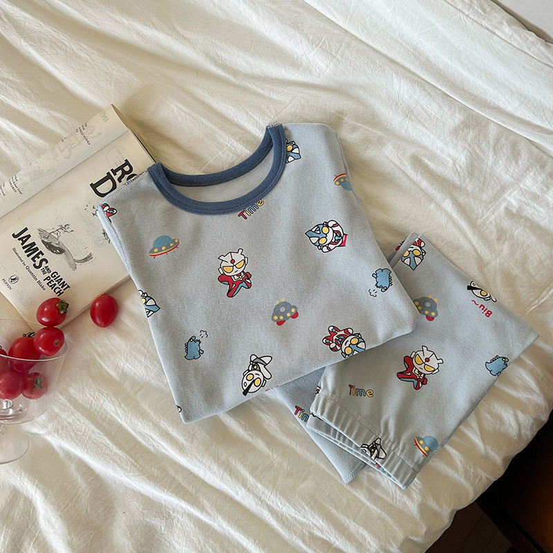 ウルトラマンブルー