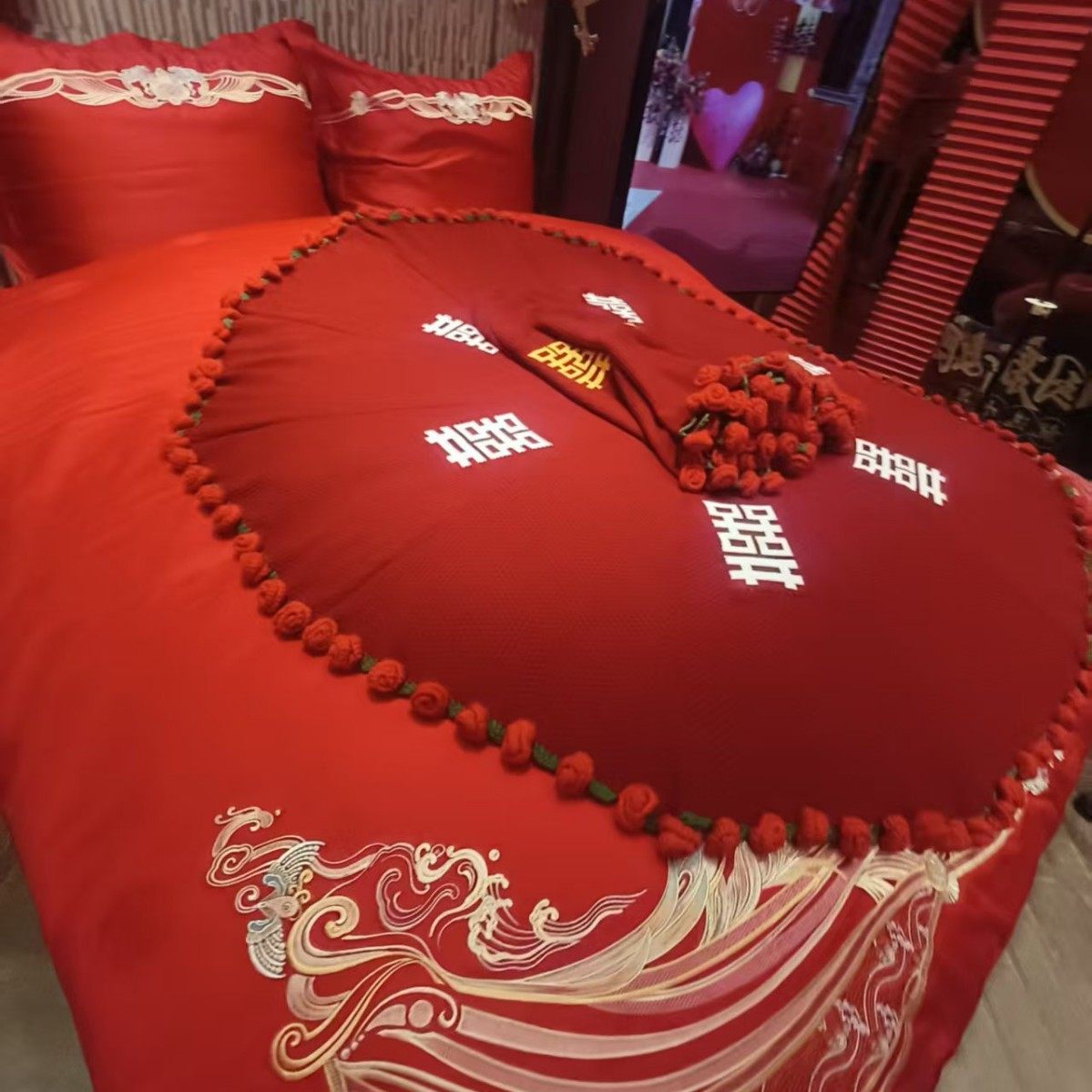 Finished Product: Double Happiness Rose Bouquet Blanket for Engagement and Wedding, Bride Gift, New Chinese Style Double Happiness Blanket Shawl Cover Blanket