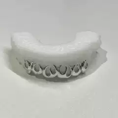 6-Tooth Flame Style Grillz, a best-selling product in European and American cross-border markets