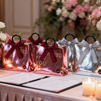 2025 Original New Wedding Candy Bag, Engagement Return Gift Silver Card Candy Box, European Ins Style Souvenir Bag