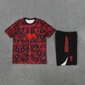 2526 Liverpool Black Red