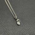 149 tongue pendant··pearl chain
