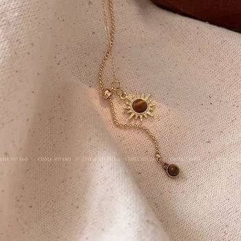 Tiger Eye Sun Necklace Women's Autumn and Winter Maillard Retro Elegant High-end Sense Woolen Chain Light Luxury Niche Accessories