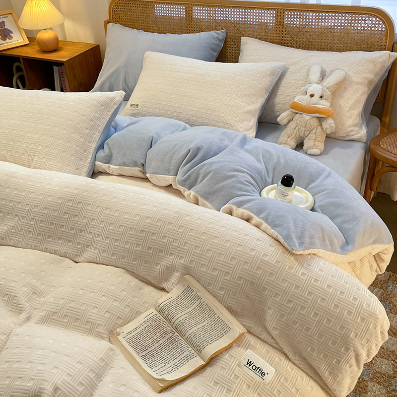 Winter milk velvet four-piece set class a maternal and infant grade thick warm anti-static solid color carved velvet flannel quilt cover