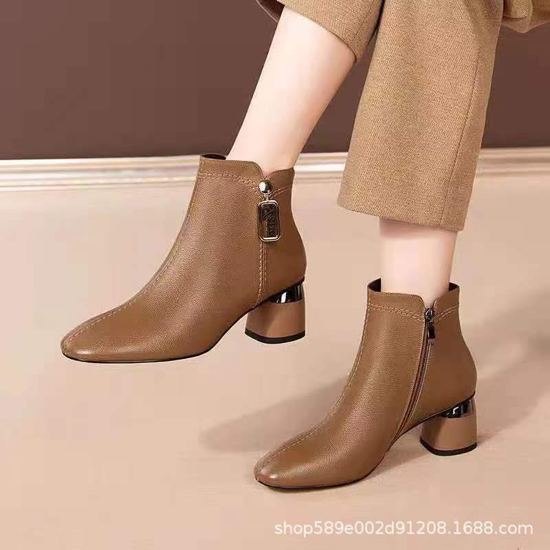 Boot Martin nữ cổ ngắn mũi vuông gót vừa khóa kéo bên — Đường viền đơn màu đen, Lớp lót nhung đen, Lớp lót nhung màu kaki, Màu kaki, một lớp lót.
