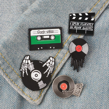 AliExpress Explosions CD Phonograph Vinyl Record Brooch Alloy Skull Finger Tape Brooch