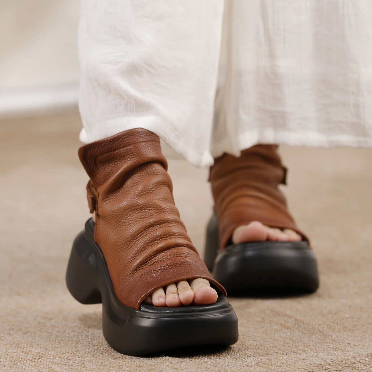 Sandal nữ mũi cá đế dày da bò thật thủ công — màu đen, Màu nâu