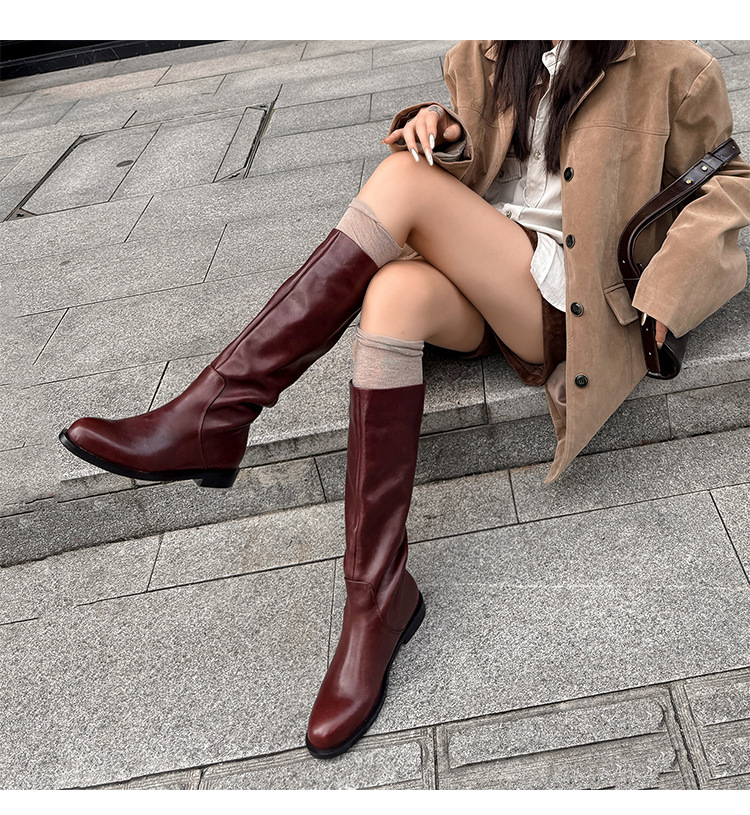 Boot nữ cổ cao da bò thật đế bằng dáng ôm chân — màu đen, màu nâu đỏ