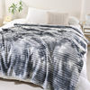 2025 New Thickened 260g Printed Flannel Scandinavian Tie-Dye Coral Velvet Office Air Conditioning Blanket