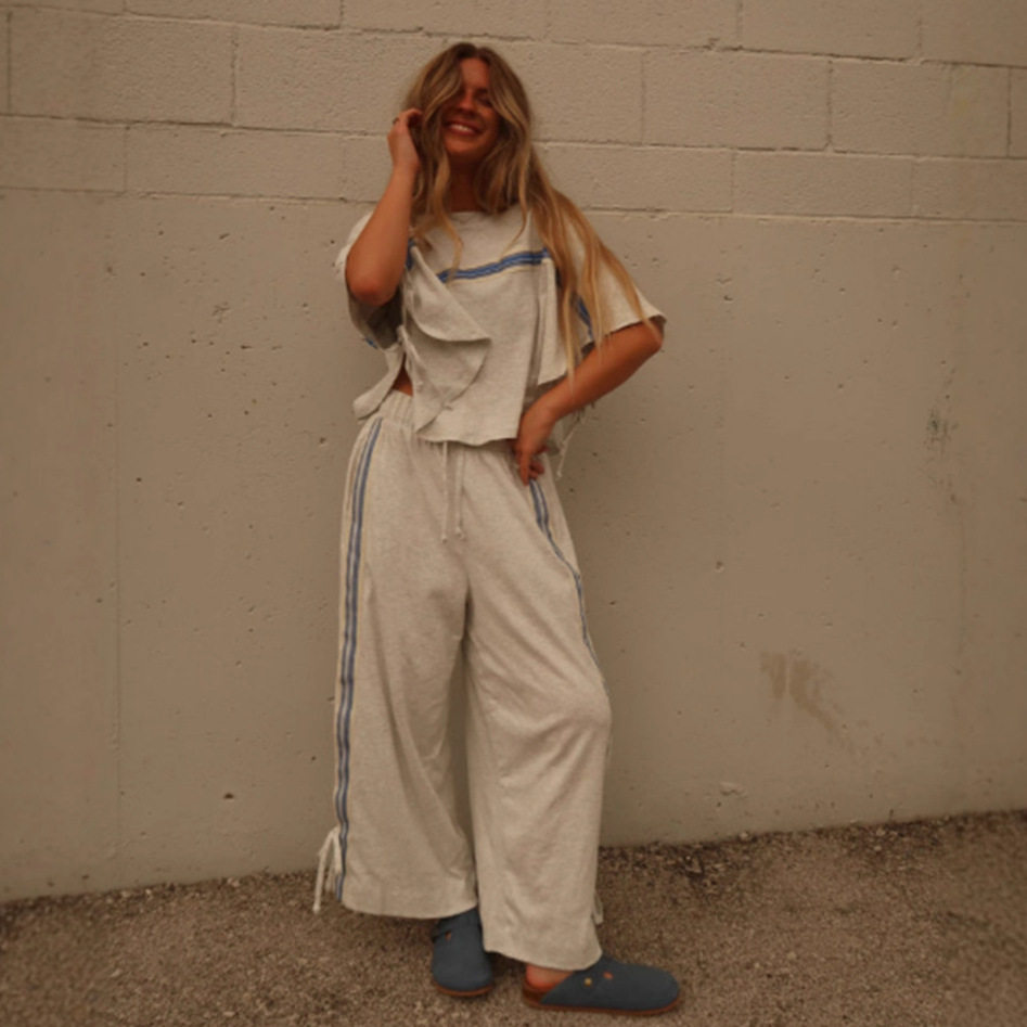 Womens Casual Loose Fit Round Neck Top and Wide Leg Pants Set Autumn Fashion Comfortable Everyday Wear Wholesale