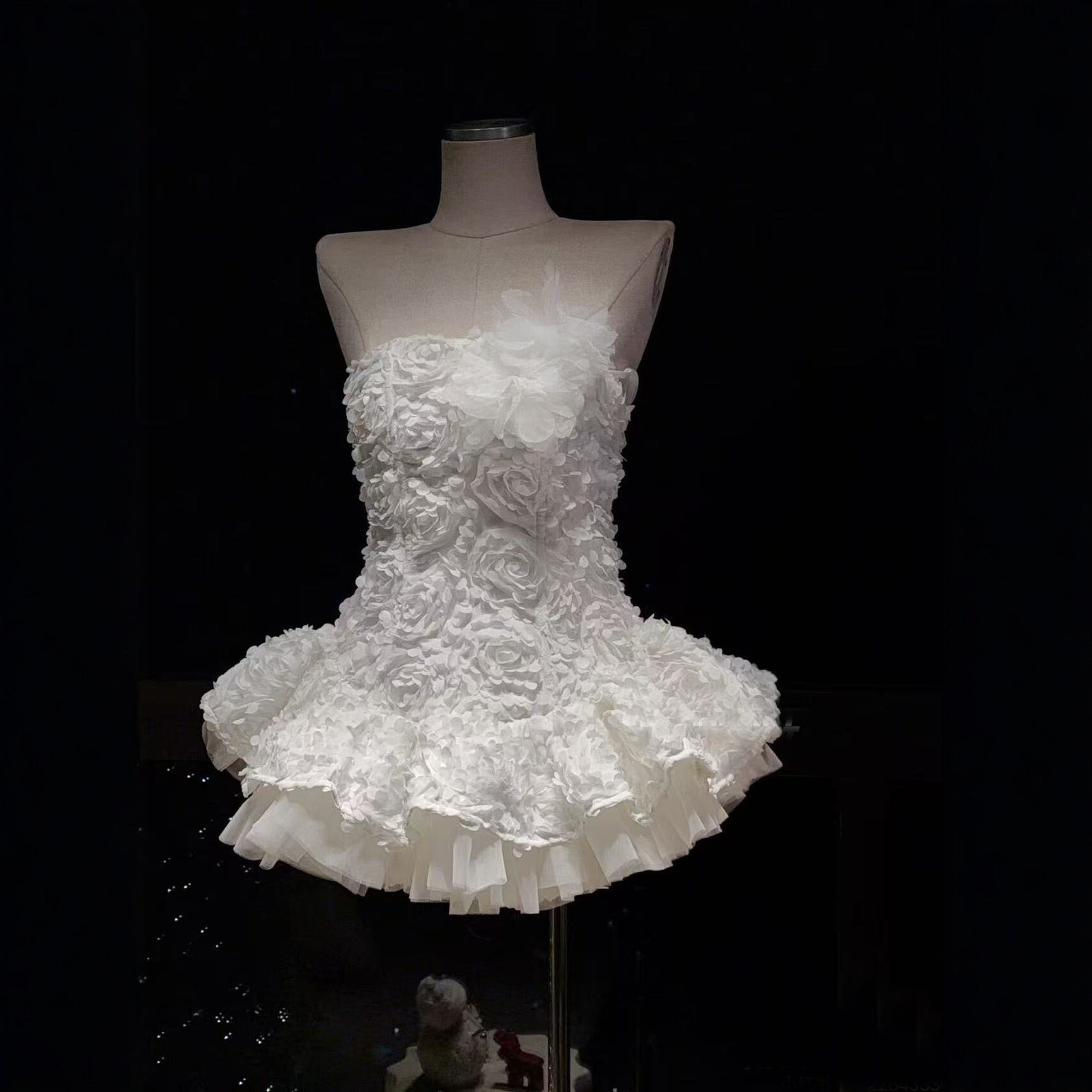Váy mini tutu xếp ly nữ phong cách Pháp, eo cao, không tay — Trắng (quần short)