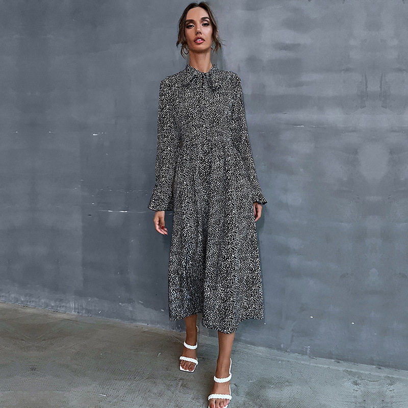 Long Sleeve Black Floral Maxi Dress for Women Stylish Autumn Winter Design Perfect for Casual or Formal Occasions