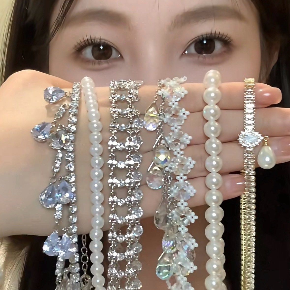 French Geometric Round Zircon Pearl Necklace, Fashionable and Versatile Sweater Chain, Light Luxury and High-End Jewelry