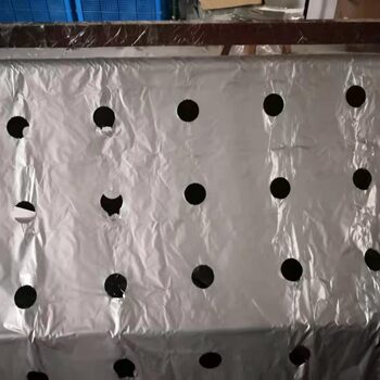 Production and Export of Agricultural Pe Perforated Film, Black and White Perforated Film, Weed Control, Heat Insulation, Reflective Silver-Gray and Silver-Black Agricultural Film