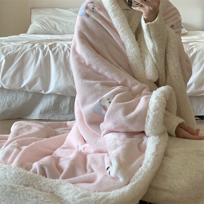 Thickened Lamb Fleece Blanket Office Nap Winter Shawl Blanket Coral Fleece Air Conditioning Sofa Cover Blanket Kindergarten