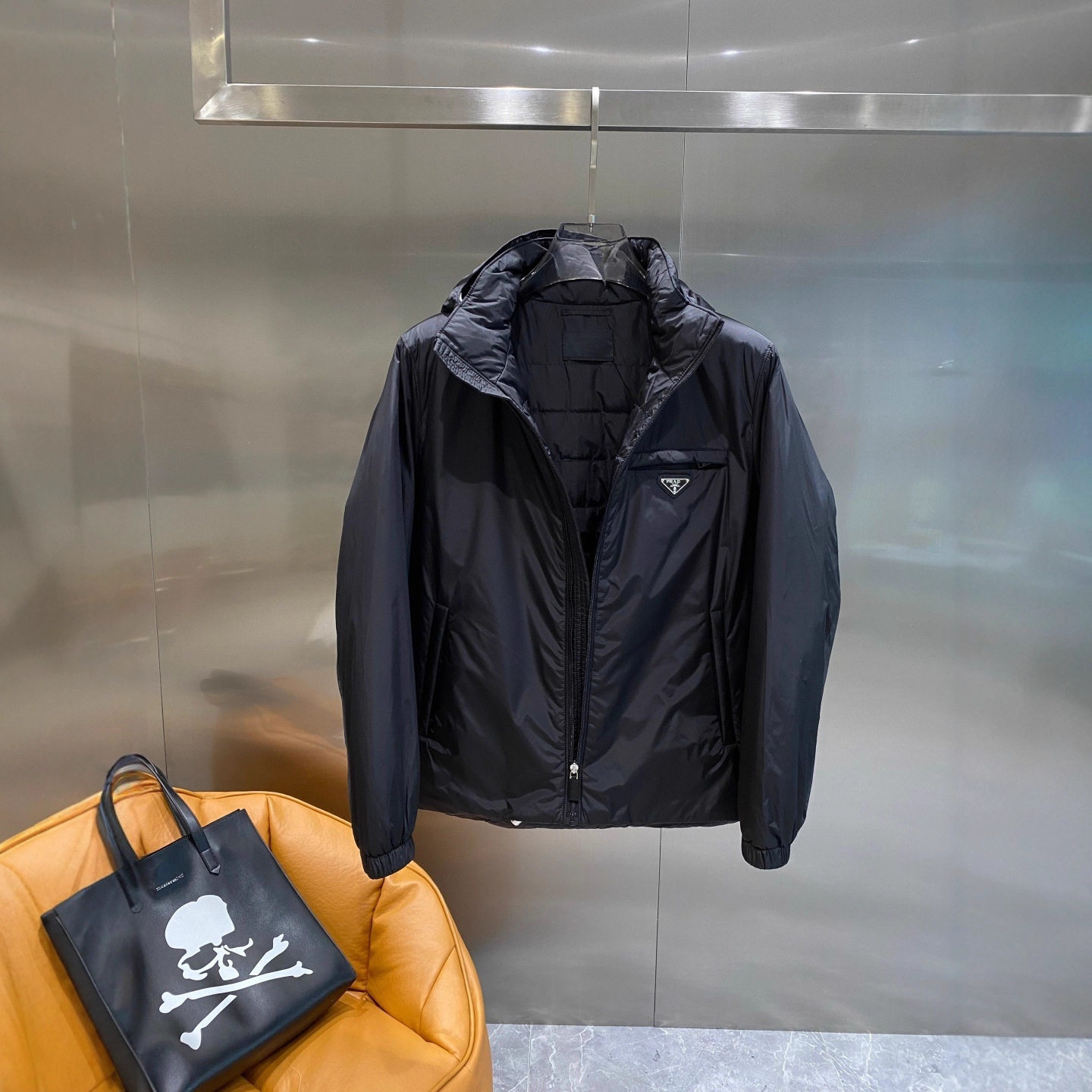 Correct Version of 25 Autumn and Winter New Mongolian Tnf Miu Miu Miu Pra Prajia Hooded Tb down Jacket Jacket for Men and Women