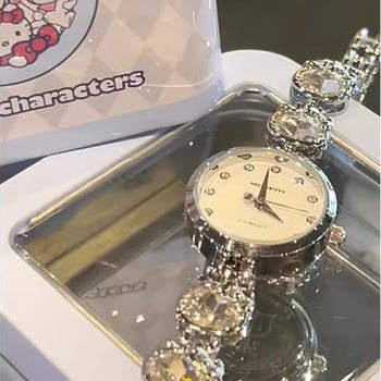 Zhenggang Sanrio Watch Women's Small Dial Light Luxury Niche Bracelet Watch as a Birthday Gift for Your Girlfriend and Best Friend