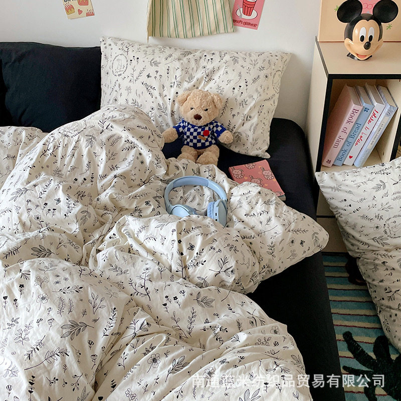 Floral Bear Nantong Home Textiles Foreign Trade E-Commerce Household Four-Piece Set Washed and Brushed Craft Dormitory Three-Piece Set Cross-Border