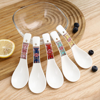 Chinese Retro Ceramic Spoon Household Spoon Enamel Kitchen Rice Spoon Long Handle Printable Logo Drinking Spoon