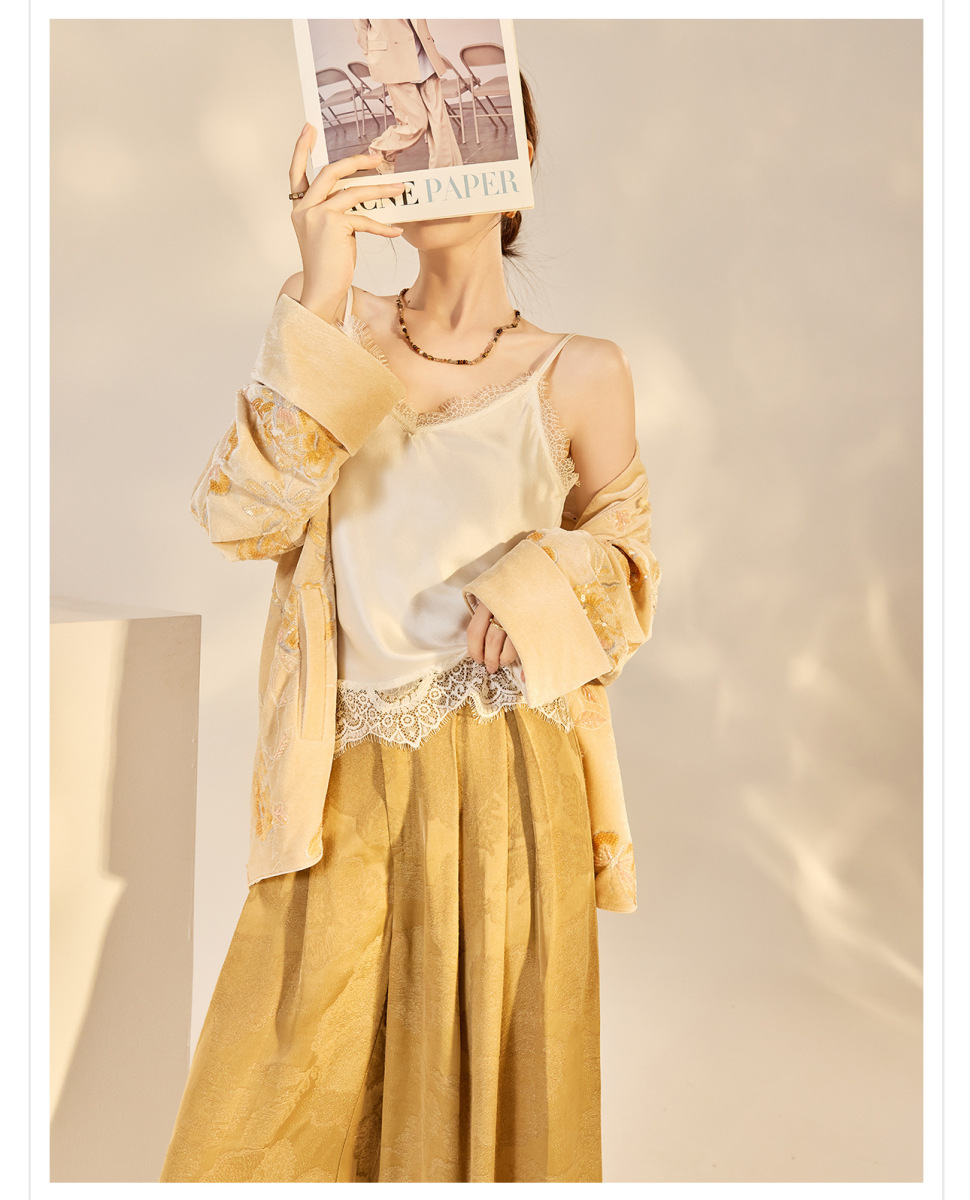 Áo khoác nữ cổ đứng dài tay thêu hoa đính kim sa phong cách retro — Màu cam mơ (giao hàng trong 7 ngày), Màu cam mơ (giao hàng trong ngày)