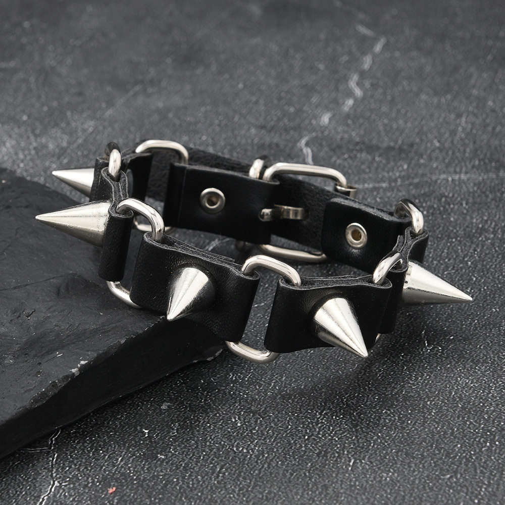 Cross-Border Punk Bracelet, Simple Cowhide Bracelet, Personalized Skull Rivet Accessories, Trendy Men's Motorcycle Leather Bracelet