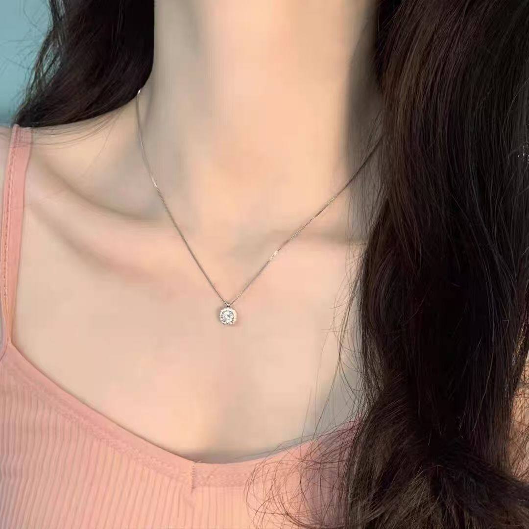 Three-Piece Set of Elegant, Light Luxury, High-End Full Diamond Zircon Necklace, Earrings, and Ring Set, Trendy Clavicle Necklace