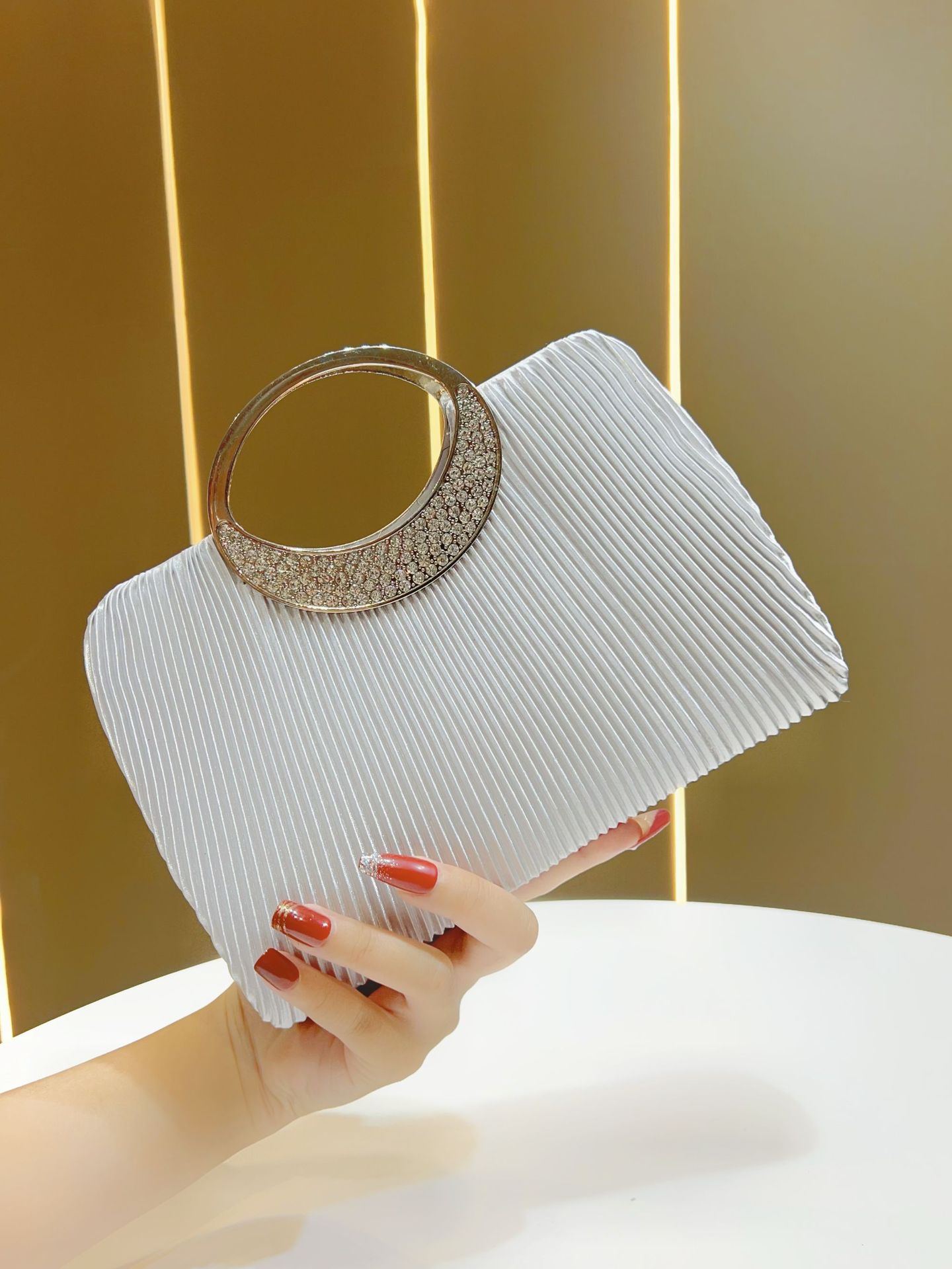 O1CN01MFOPjj2LHXpGJNYib !!2216856689667 0 cib